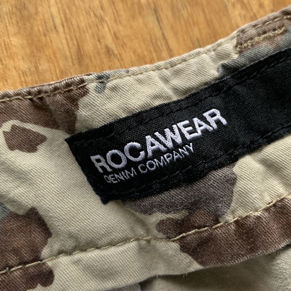 Rocawear Classic Fit Camouflage Cargo Pants (W42) - Picture 3 of 12
